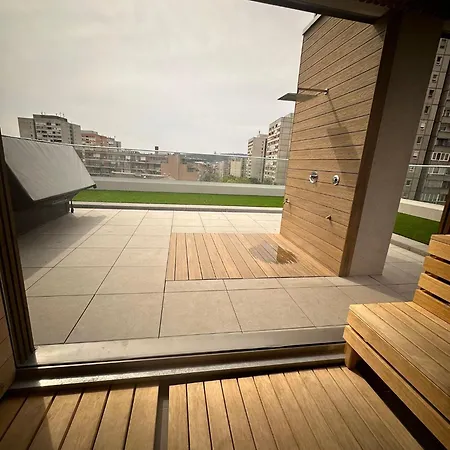 Infinite Lux Wellness Budapest Exterior photo